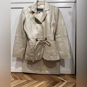 Saguaro leather suit ivory pearl color size M jacket size 8 skirt